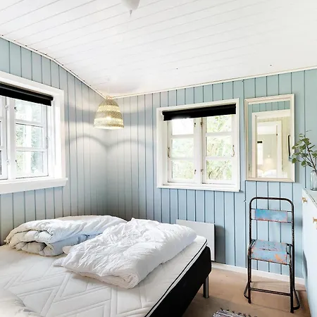 Stylish 10-person With Perfect For Families And Groups *