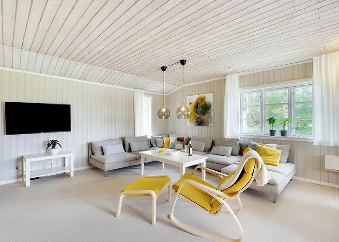 Stylish 10-person With Perfect For Families And Groups Ferienhaus Ebeltoft